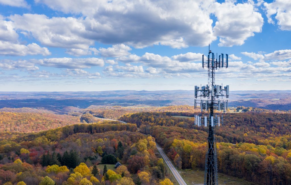 4G, 5G, wireless broadband, internet, cell, cellular, tower